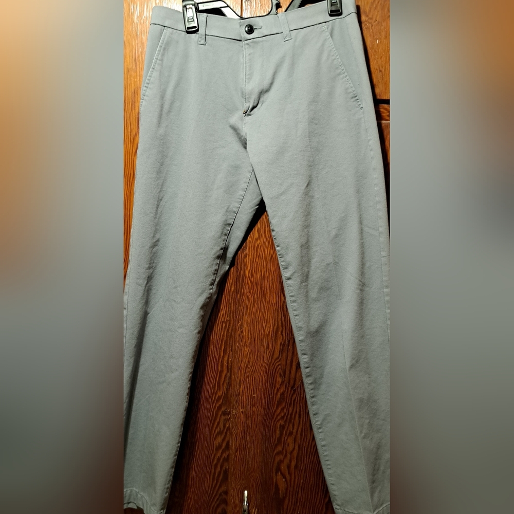 J.M.Haggar Men's Gray Chinos Dress Pants